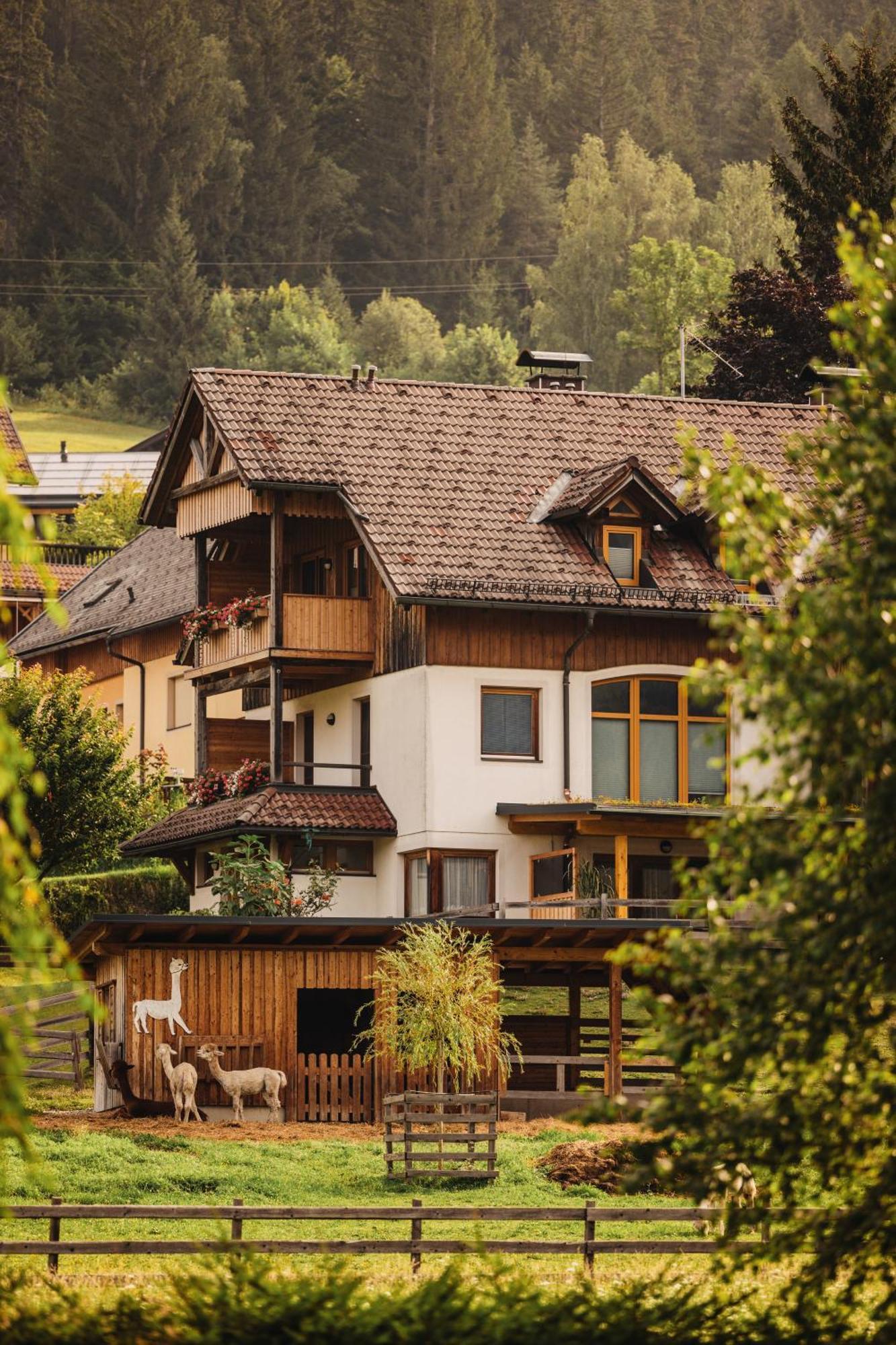 Hotel Winkler-Tuschnig Weissensee Extérieur photo